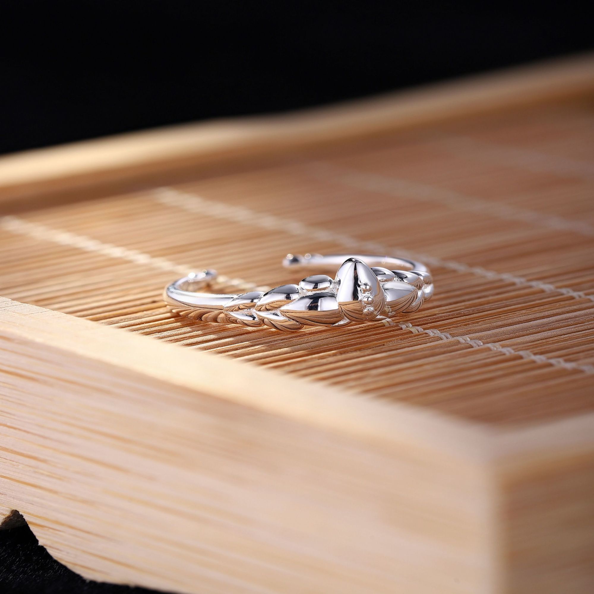 Mirror Lotus Ring Gift Box